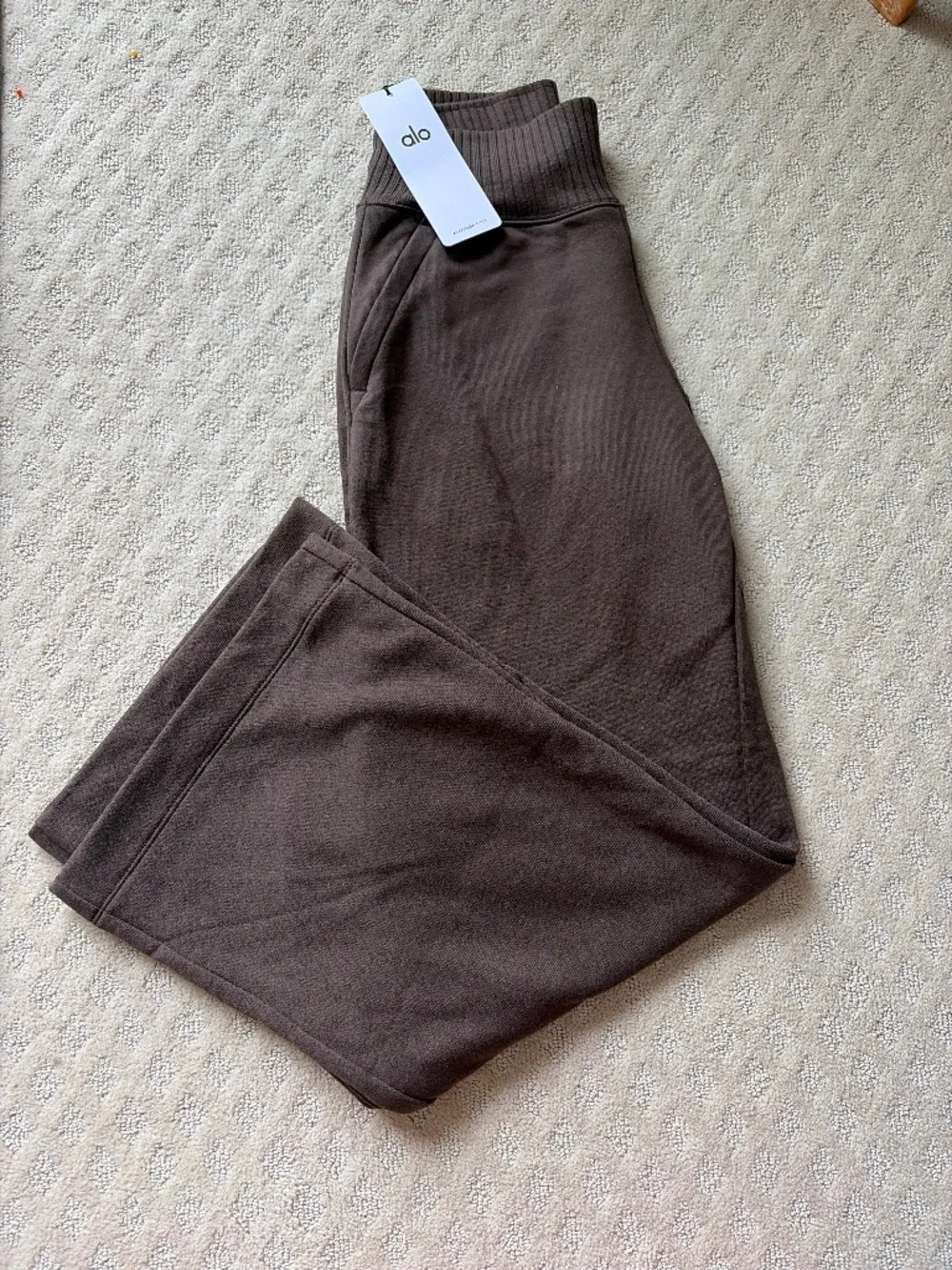 Alo Serenity Wide Leg Sweatpants